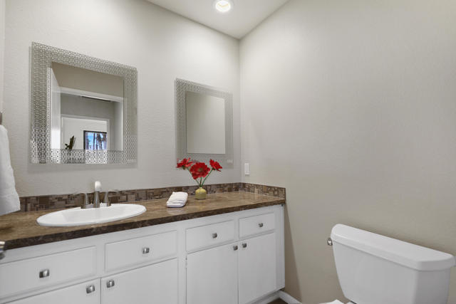 76790 Chrysanthemum Way, Palm Desert CA: https://media.crmls.org/mediaz/d58f5293-5030-45a1-a0d4-8372e7827bed.jpg