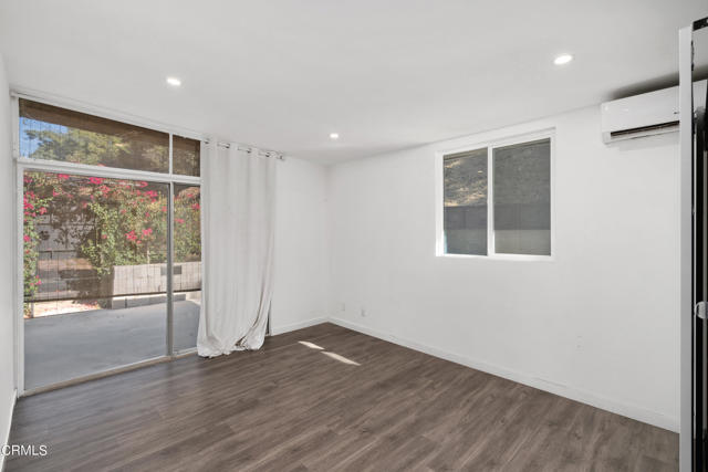 Detail Gallery Image 46 of 98 For 9850 Wentworth St, Los Angeles,  CA 91040 - 2 Beds | 2 Baths