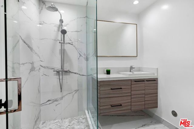 2164 Sunset Plaza Drive, Los Angeles CA: https://media.crmls.org/mediaz/d58ff13e-35e3-4a1e-8f7a-62c96dbd7285.jpg