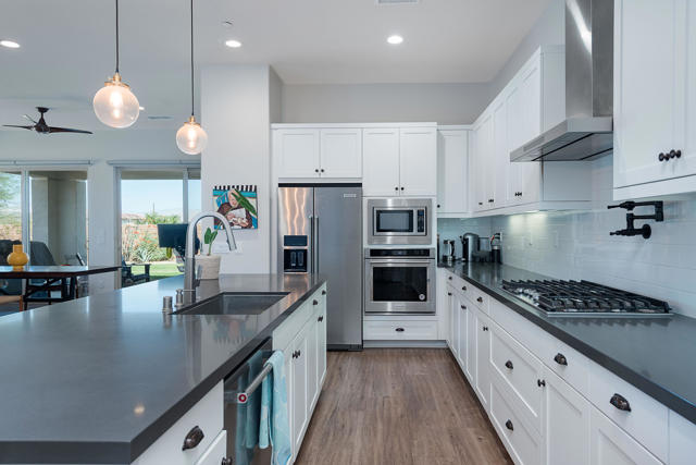 74292 Zeppelin Drive, Palm Desert CA: https://media.crmls.org/mediaz/d5916fd6-f62f-42c3-9f9e-b7e5c469fb90.jpg