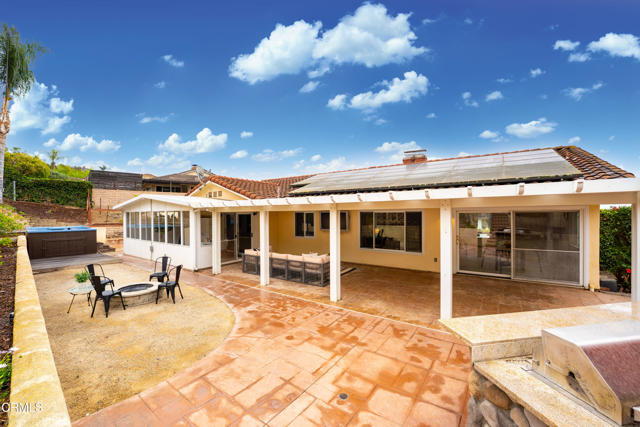 7017 Sonora Court, Ventura CA: https://media.crmls.org/mediaz/d5926a64-c625-4ea2-be58-a8a8afe61fc7.jpg
