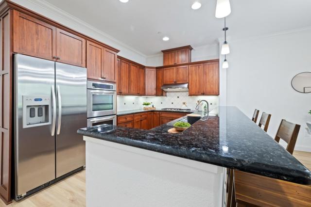 2866 Paseo Lane, San Jose CA: https://media.crmls.org/mediaz/d592c724-e8b5-4ab4-8252-2782c3a412ce.jpg