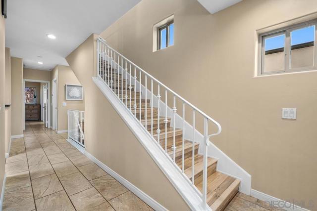 814 Kingston Ct, San Diego CA: https://media.crmls.org/mediaz/d59348cd-e56a-4b53-a89e-5bc18787d45b.jpg