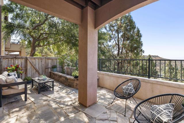 1215 HIGHBLUFF, San Marcos CA: https://media.crmls.org/mediaz/d593dedc-2cbd-4671-b4da-60e13db03f53.jpg