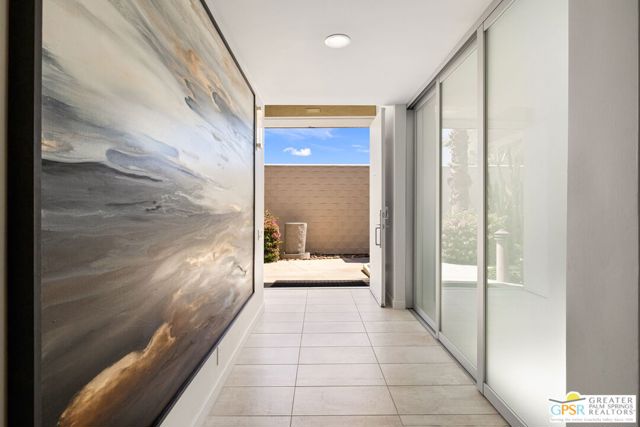 207 Desert Lakes Drive, Palm Springs CA: https://media.crmls.org/mediaz/d593fe8e-2221-4a7d-99bd-27cb6b254578.jpg