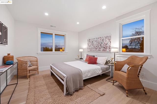 2312 Eighth St, Berkeley CA: https://media.crmls.org/mediaz/d5941a1f-a479-43ef-8d78-0f42f397e956.jpg
