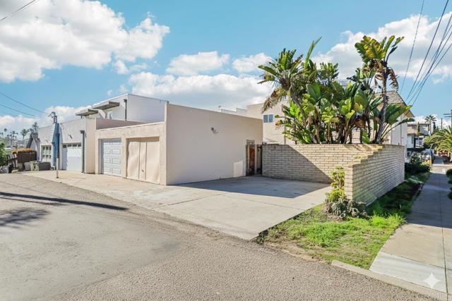 Detail Gallery Image 42 of 45 For 201 4th St a & B,  Encinitas,  CA 92024 - 5 Beds | 3/1 Baths