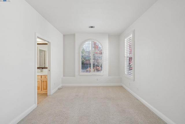 1221 Culet Ranch Rd, Danville CA: https://media.crmls.org/mediaz/d595f951-a652-423c-aefe-a498e1773ff8.jpg