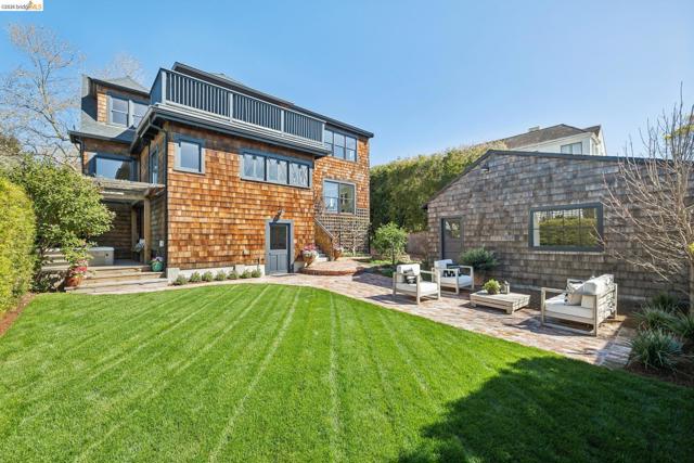 Image 46 of 59 For 231 Bonita Ave