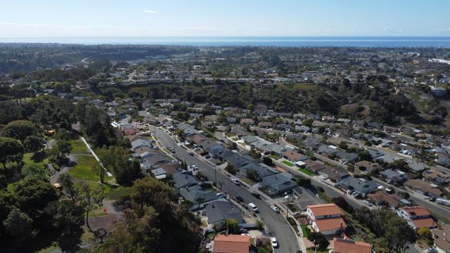 Detail Gallery Image 5 of 43 For 2848 Todd Street, Oceanside,  CA 92054 - 4 Beds | 2 Baths