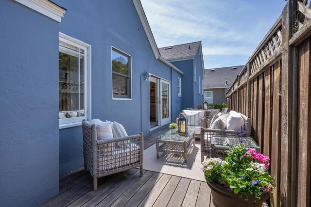 841 Fairfield Road, Burlingame CA: https://media.crmls.org/mediaz/d5984195-b551-4979-b09f-d1585d912fce.jpg