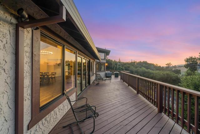 17255 Holiday Drive, Morgan Hill CA: https://media.crmls.org/mediaz/d59861e3-574e-485f-9674-94034e187580.jpg