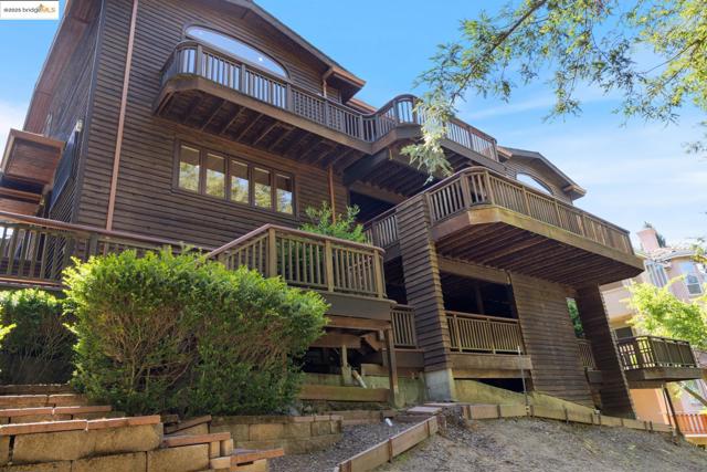 6890 Charing Cross Road, Berkeley CA: https://media.crmls.org/mediaz/d59867c0-27a9-4d5d-8d5b-2a3557e2d4ce.jpg