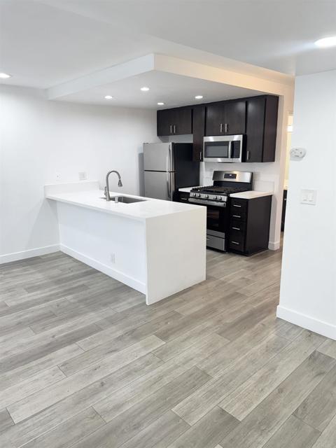 1550 N Fuller Avenue, Hollywood CA: https://media.crmls.org/mediaz/d599c806-8020-43bb-ad82-56319de39fda.jpg