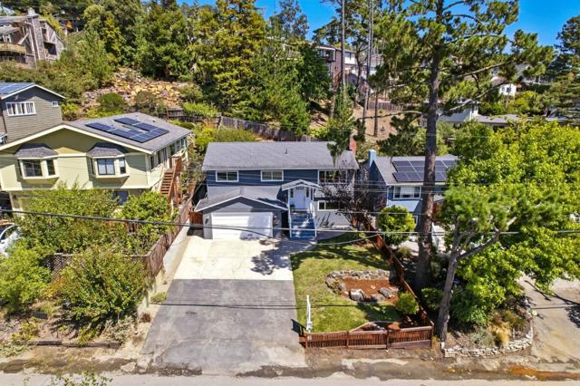 422 Avenue Portola, El Granada CA: https://media.crmls.org/mediaz/d59a4bce-b094-470c-802f-5145eb679391.jpg