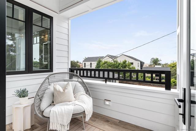 462 Westbourne Street, La Jolla CA: https://media.crmls.org/mediaz/d59b706a-218d-4c65-b849-0a97a5d82e14.jpg
