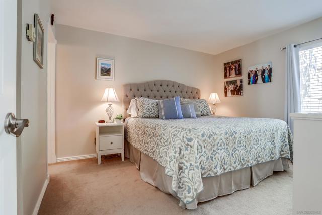 1775 Diamond St, San Diego CA: https://media.crmls.org/mediaz/d59be1f1-022f-4c21-b8a6-f302fa0085e7.jpg