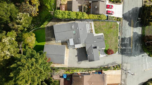 245 Siesta Drive, Aptos CA: https://media.crmls.org/mediaz/d59c6425-7d85-4669-9012-5796122cb049.jpg