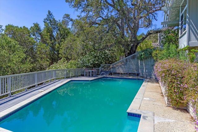 13434 Old Oak Way, Saratoga CA: https://media.crmls.org/mediaz/d59d91fb-649c-41b8-92fa-94794842b83e.jpg