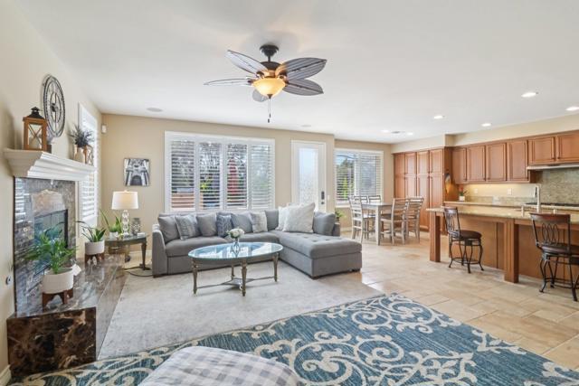 11383 Merritage Ct, San Diego CA: https://media.crmls.org/mediaz/d59ddbbc-0800-4c8d-94c8-9a9ba96883de.jpg