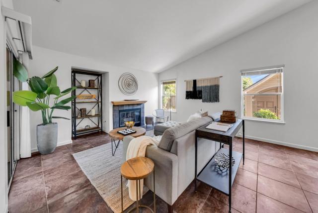 6370 Raspberry Court, Gilroy CA: https://media.crmls.org/mediaz/d59e5527-b323-49c8-b4c2-1827b1ba4761.jpg