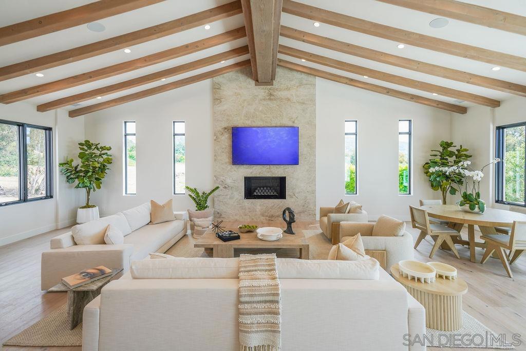8308 Calle Del Cielo - photo 7