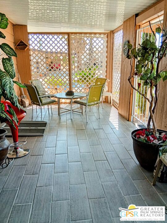 7501 Palm Avenue, Yucca Valley CA: https://media.crmls.org/mediaz/d59fe1b6-e108-4c70-9e50-0f9d6671b3bc.jpg