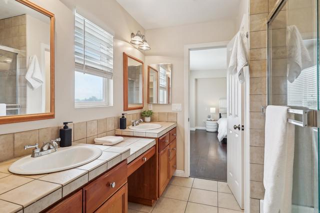 1215 Weaver St, San Diego CA: https://media.crmls.org/mediaz/d59ff8fb-bcc4-4f25-93a3-6f8252794938.jpg