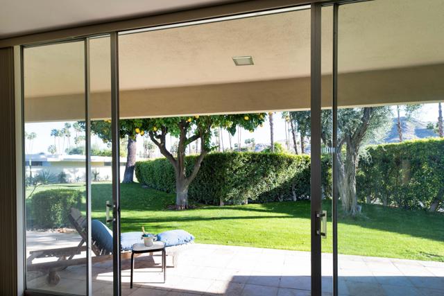 189 Desert Lakes Drive, Palm Springs CA: https://media.crmls.org/mediaz/d5a01121-e4d3-4acd-a727-c79aa01d4ac8.jpg