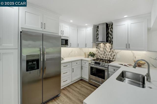 1317 Stanley Dollar Dr, Walnut Creek CA: https://media.crmls.org/mediaz/d5a079a5-f037-401c-b0cd-577c05258844.jpg