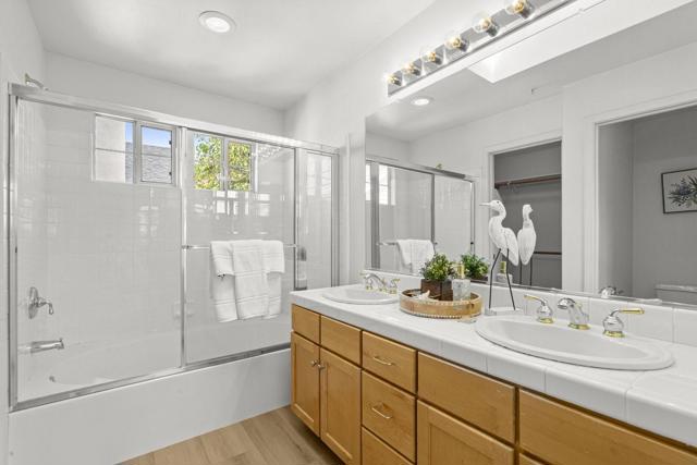 87 Chester Circle, Los Altos CA: https://media.crmls.org/mediaz/d5a1d947-25fe-4ca1-9380-6facda11619d.jpg