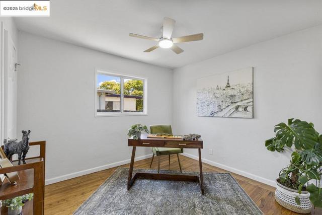 615 Manuel Dr, Novato CA: https://media.crmls.org/mediaz/d5a33af2-a14c-45a4-a481-b077219de49c.jpg