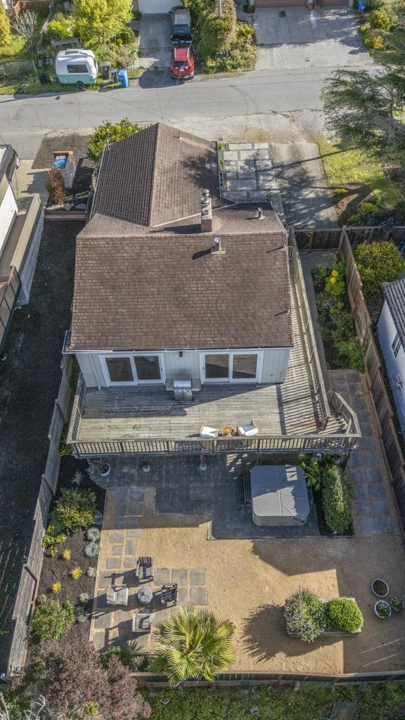 854 Kelmore Street, Moss Beach CA: https://media.crmls.org/mediaz/d5a3d842-4546-47d6-8a45-d7c74f776728.jpg