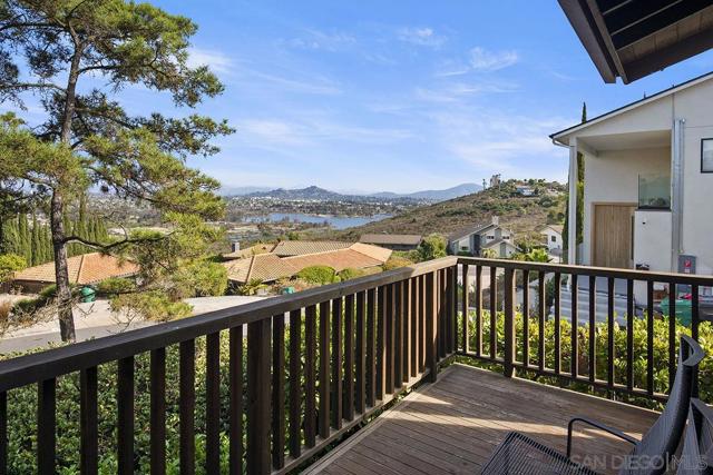 6346 Ridge Manor Avenue, San Diego CA: https://media.crmls.org/mediaz/d5a40ba6-d447-4ccb-ad2c-1e19a78ae0ff.jpg