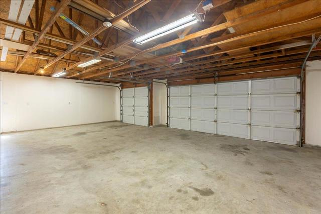 2181 Osborne Circle, Hollister CA: https://media.crmls.org/mediaz/d5a42969-8219-4d40-8708-0ebaa4f837c7.jpg