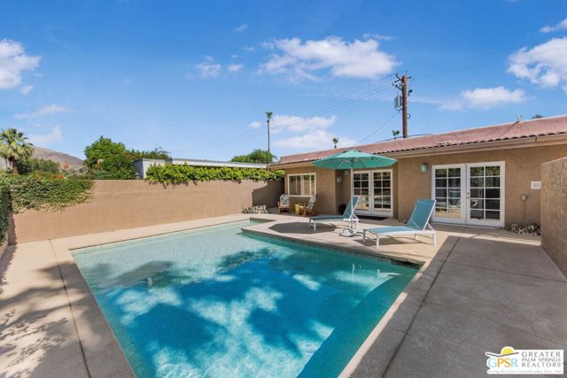 73940 Mountain View Avenue, Palm Desert CA: https://media.crmls.org/mediaz/d5a46cb1-819a-4122-82b1-64cd4bdeb56c.jpg