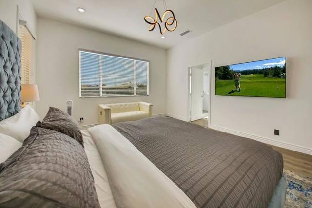 Image 28 of 96 For 84325 Canzone Drive