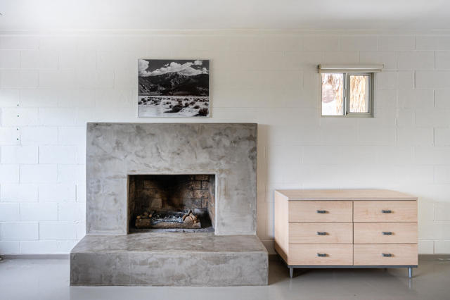 15971 Snow Creek Road, Whitewater CA: https://media.crmls.org/mediaz/d5a516c6-a909-469f-8937-617deebf4f05.jpg
