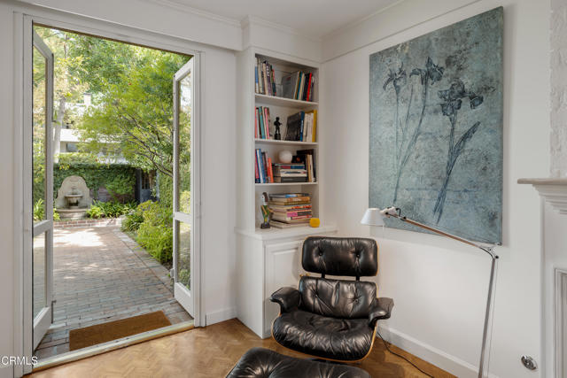 Detail Gallery Image 12 of 56 For 1105 S Orange Grove Bld, Pasadena,  CA 91105 - 3 Beds | 2/1 Baths