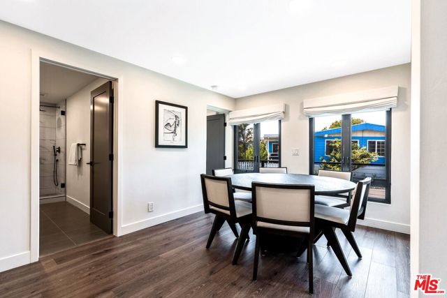 29500 Heathercliff Road, Malibu CA: https://media.crmls.org/mediaz/d5a6389b-44cb-4719-a927-85f5566dfa5e.jpg