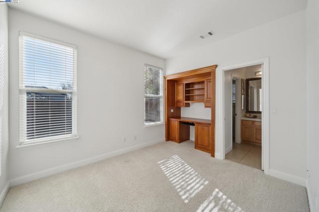 1221 Culet Ranch Rd, Danville CA: https://media.crmls.org/mediaz/d5a6c278-0245-4162-a0b8-42ed8c8ef202.jpg