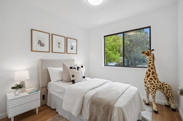 4922 Pony Pass Circle, San Jose CA: https://media.crmls.org/mediaz/d5a70407-6fc6-43d2-b577-c0b728df337b.jpg