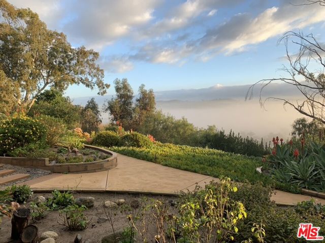 31523 Aguacate Road, San Juan Capistrano CA: https://media.crmls.org/mediaz/d5a7bf49-1d32-407f-95e4-5cec2c4787c0.jpg