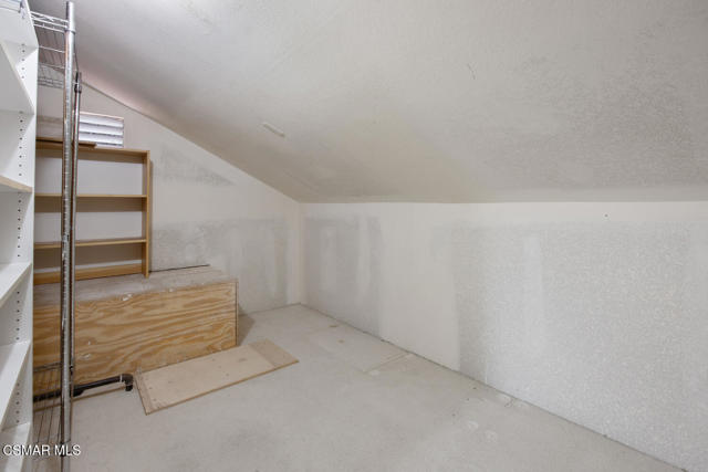 790 Spring Canyon Place, Thousand Oaks CA: https://media.crmls.org/mediaz/d5a853fb-27cd-4f27-8ba4-c5ea1e78b508.jpg