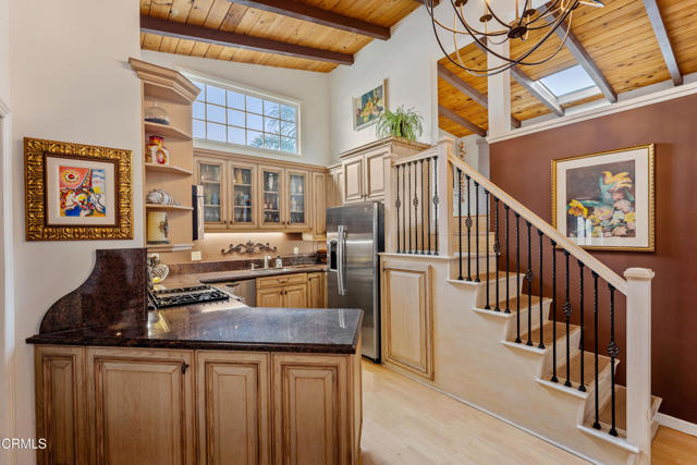 317 Cahuenga Drive, Oxnard CA: https://media.crmls.org/mediaz/d5a99d9d-f31e-451b-9f22-d090f59c4b27.jpg