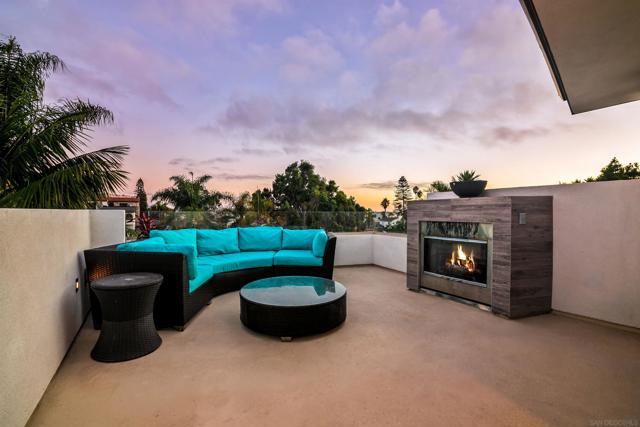 1122 Oliver Ave, San Diego CA: https://media.crmls.org/mediaz/d5aacd61-2a29-41ac-a104-0f8cb33ae78e.jpg