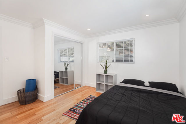 905 Pine Grove Avenue, Los Angeles CA: https://media.crmls.org/mediaz/d5ac0e82-fcd6-4058-b0ed-501d31bcb4b2.jpg