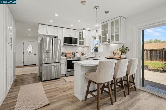 Image 9 of 29 For 2579 Montgomery Ave