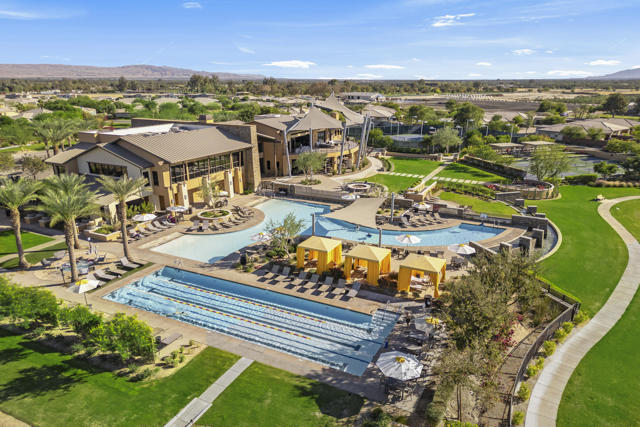 51515 Whiptail Drive, Indio CA: https://media.crmls.org/mediaz/d5acf99d-14a3-40ae-b24d-ef3e2e9c0970.jpg