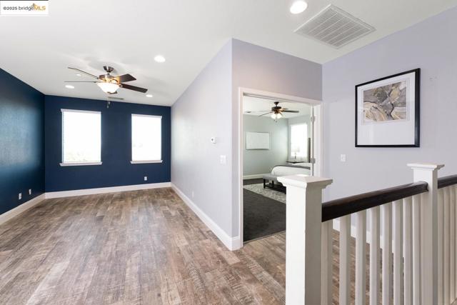 1604 Coventry Dr, Oakley CA: https://media.crmls.org/mediaz/d5ad68f8-1448-4d4a-98ae-063be5d9b28b.jpg
